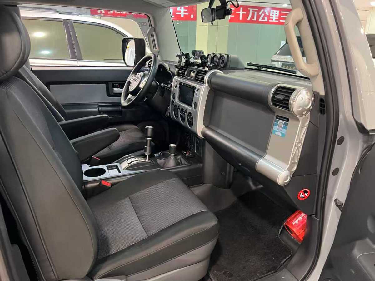 豐田 FJ 酷路澤  2007款 4.0L圖片