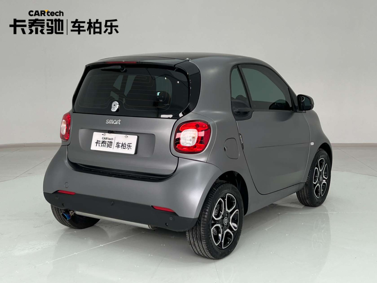 smart fortwo  2019款 0.9T 66千瓦硬頂風擎版 國VI圖片