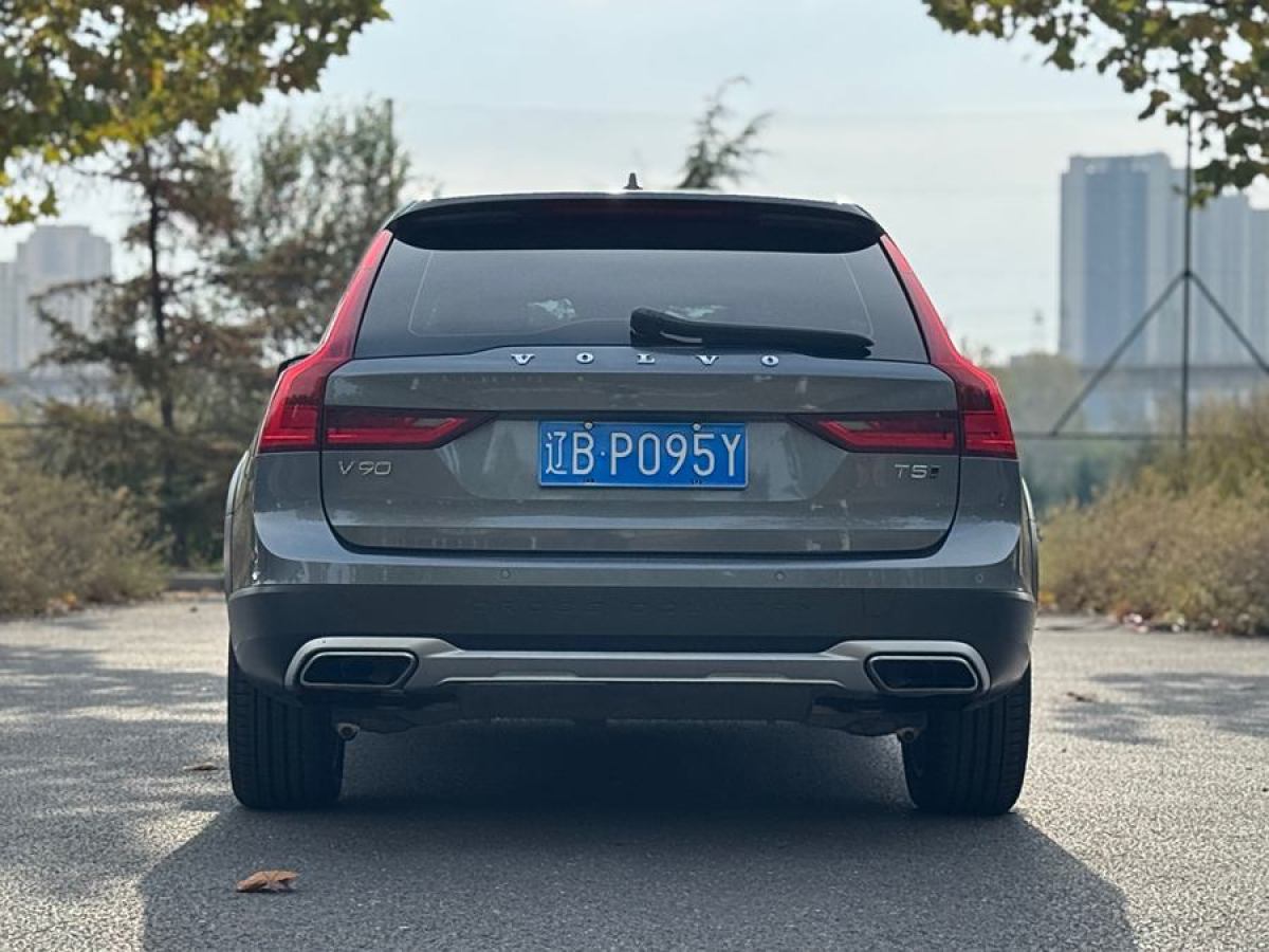 2020年9月沃爾沃 V90  2020款 改款 Cross Country T5 AWD 智遠(yuǎn)版