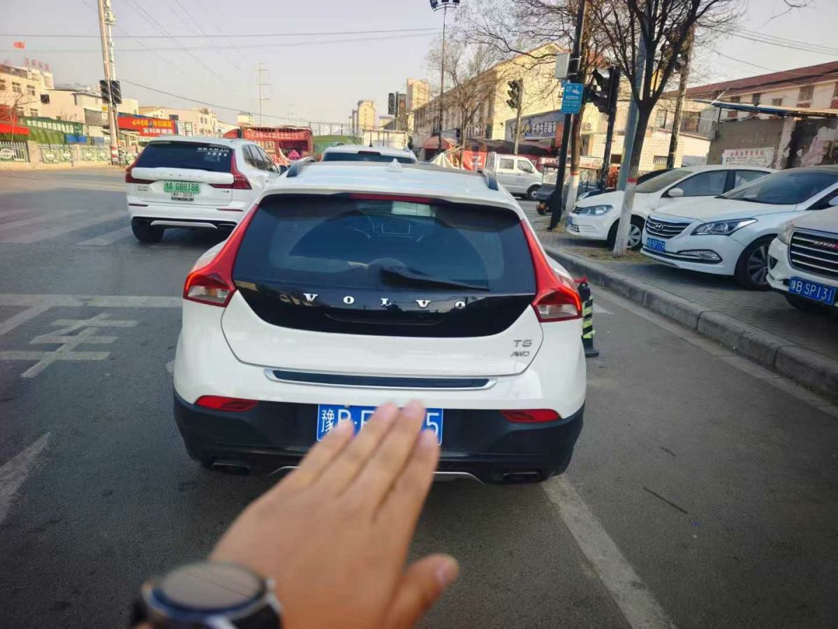 沃爾沃 V40  2015款 1.6T 智尚版圖片