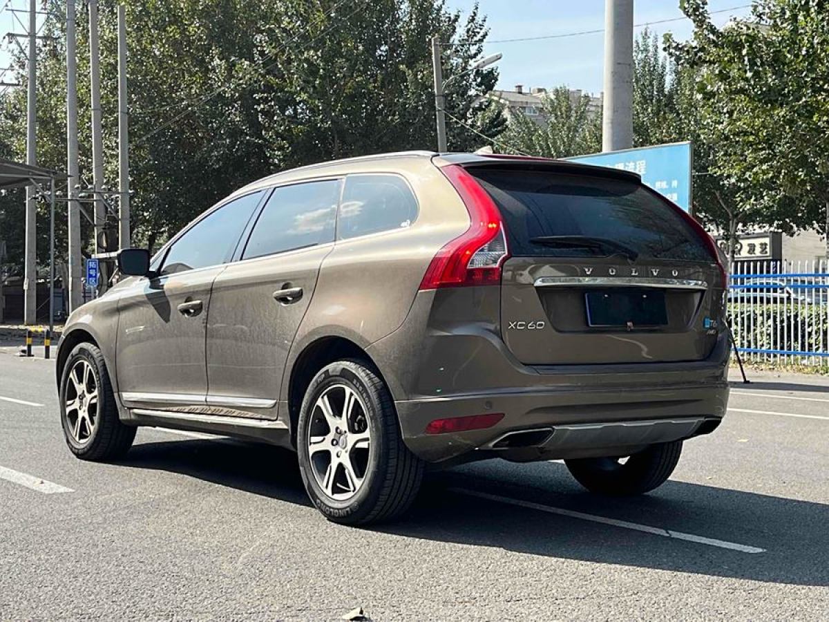 2015年6月沃爾沃 XC60  2015款 T5 AWD 智遠(yuǎn)版