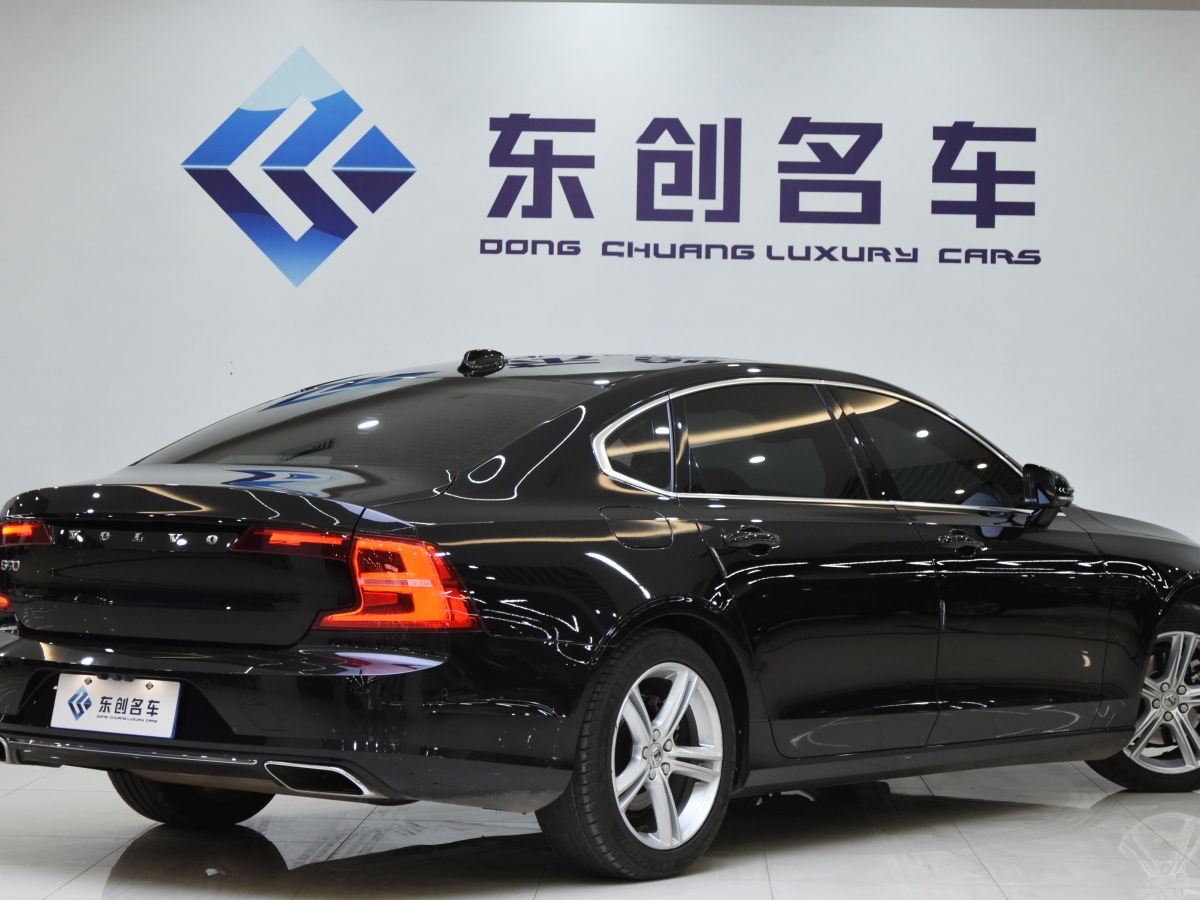 沃爾沃 S90  2017款 T4 智遠(yuǎn)版圖片