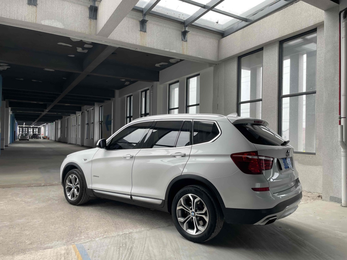 寶馬 寶馬X3  2014款 xDrive20i X設(shè)計(jì)套裝圖片