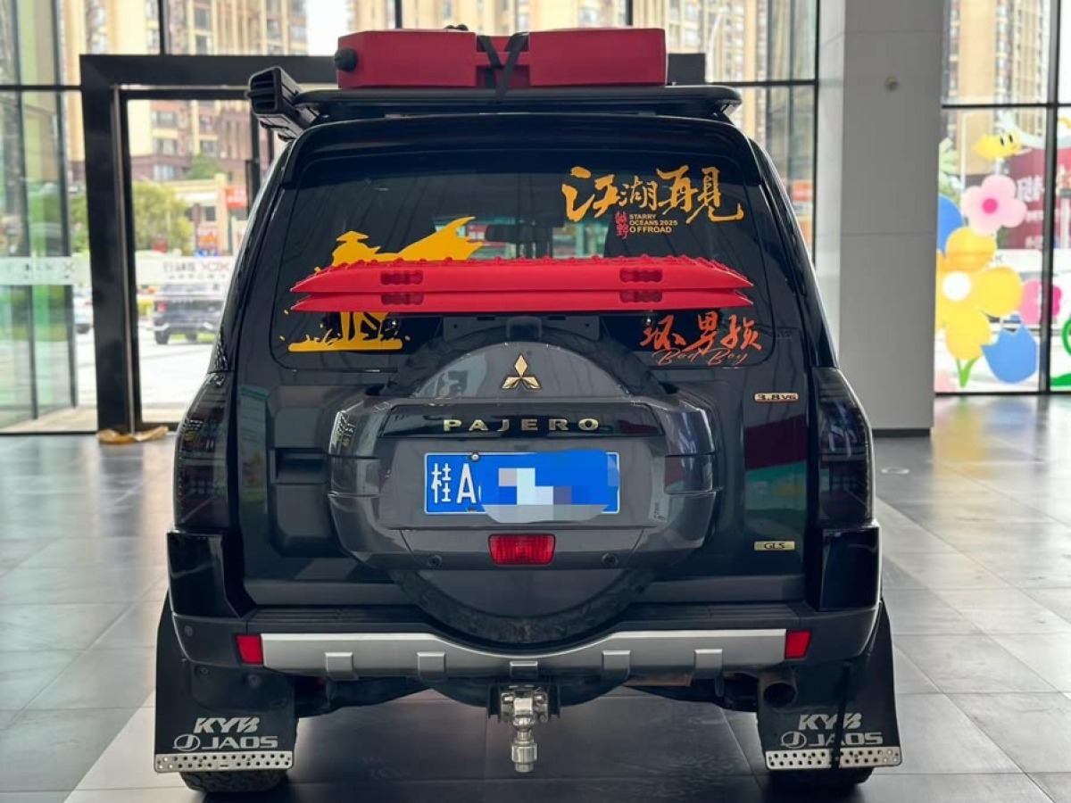 三菱 帕杰羅  2008款 3.8 三門GLS 炫酷版圖片