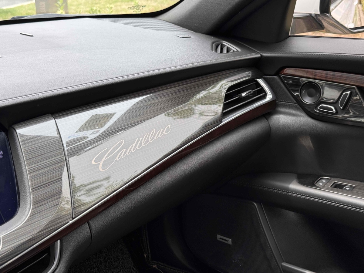 凱迪拉克 CT6  2017款 28T 精英型圖片