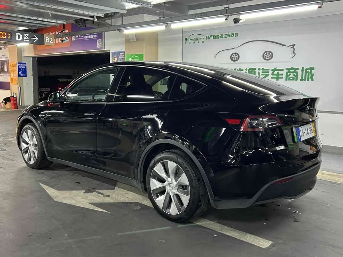 特斯拉 Model Y  2022款 改款 后輪驅(qū)動版圖片
