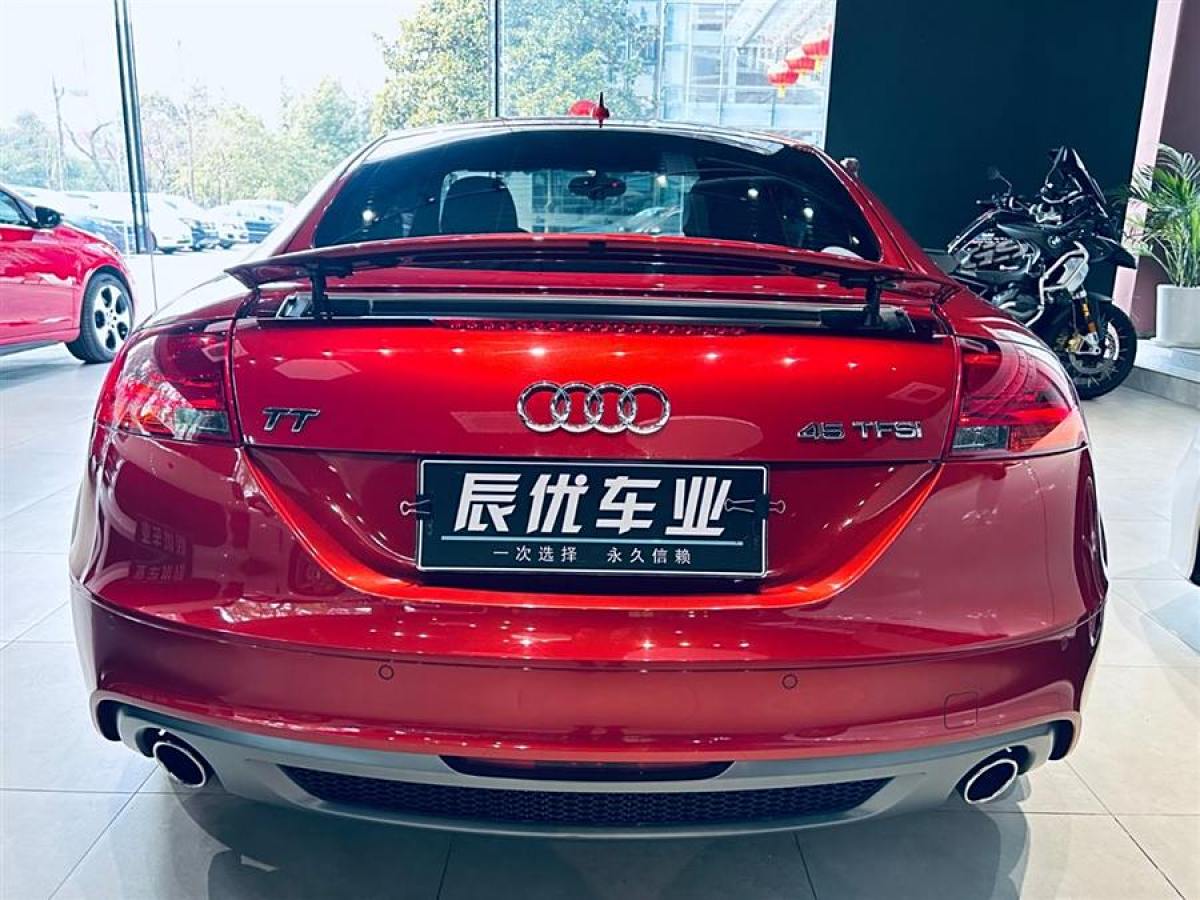 奧迪 奧迪TT  2013款 TT Coupe 45 TFSI 彩色夢幻版圖片