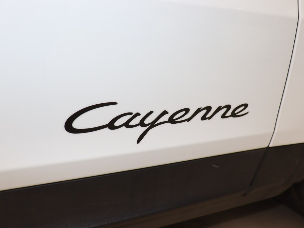 保時(shí)捷 Cayenne  2023款 Cayenne 3.0T 鉑金版圖片