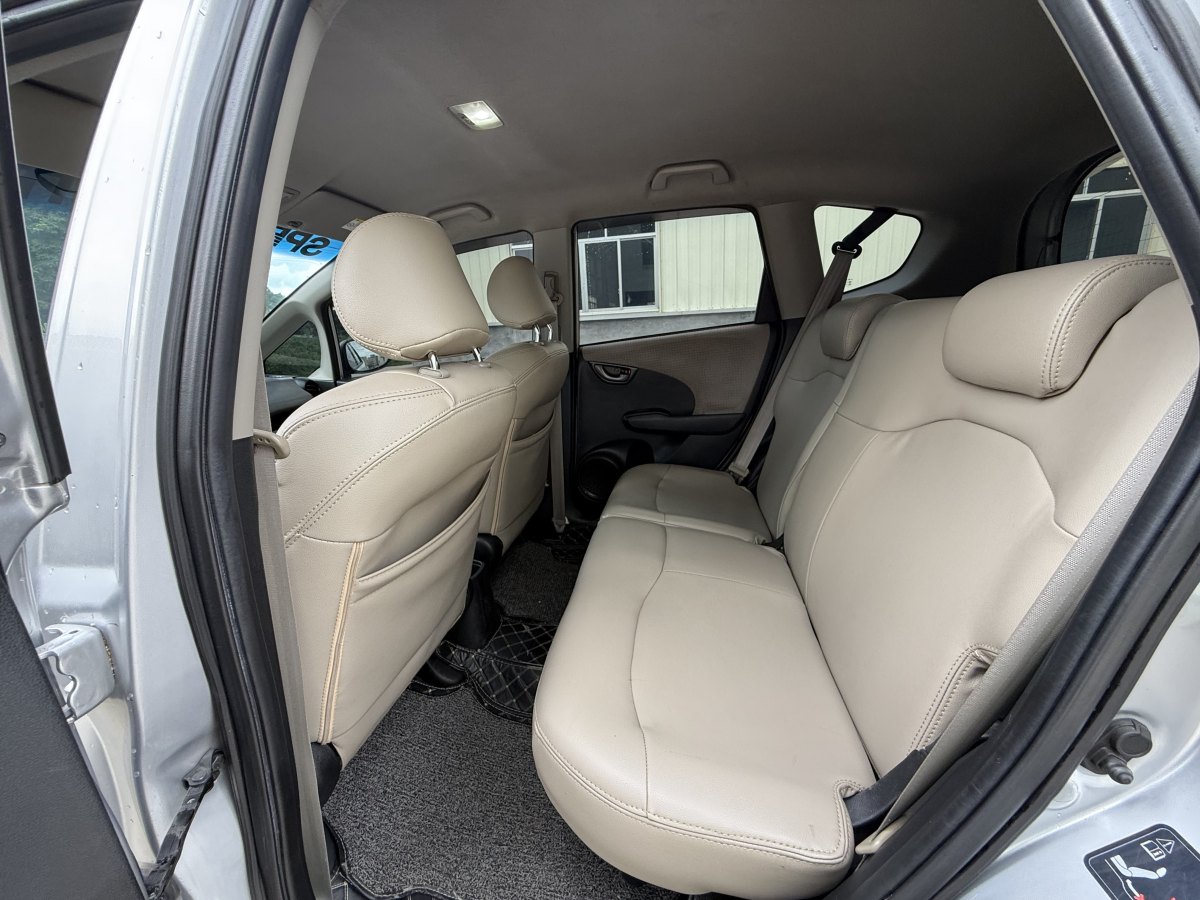本田 飛度  2008款 1.3L 自動舒適版圖片