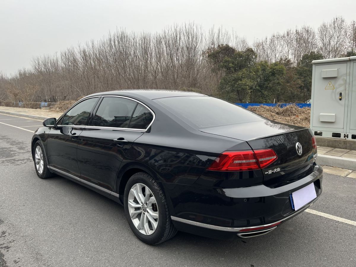 大眾 邁騰  2018款 330TSI DSG 領(lǐng)先型圖片