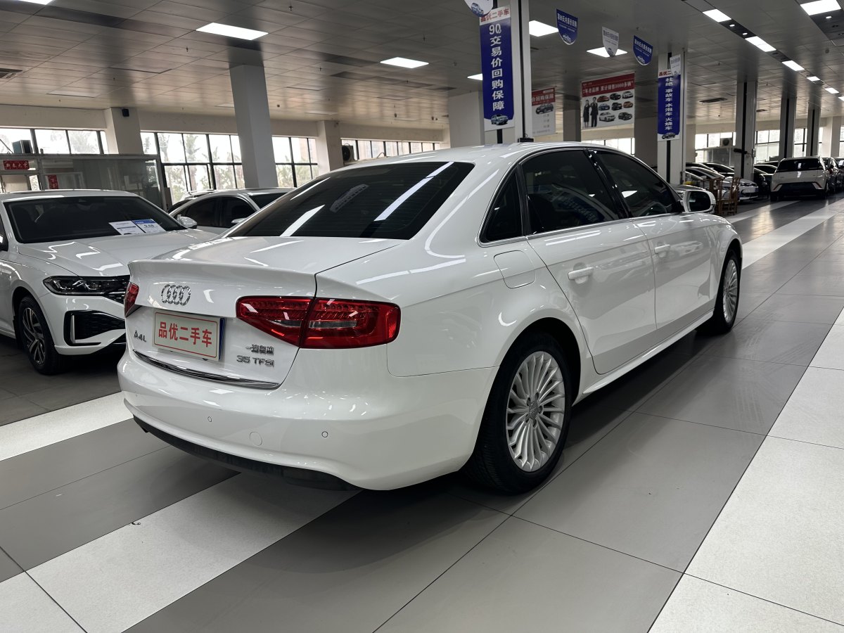 奧迪 奧迪A4L  2015款 35 TFSI 自動(dòng)舒適型圖片