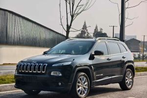 自由光 Jeep 2.4L 精英版