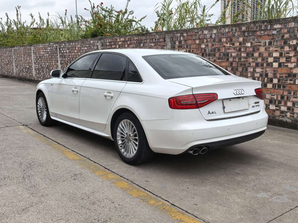 2014年10月奧迪 奧迪A4L  2015款 35 TFSI 自動舒適型