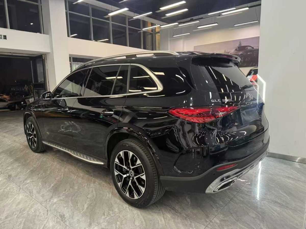 奔馳 奔馳GLC  2023款 改款 GLC 260 L 4MATIC 動(dòng)感型 5座圖片