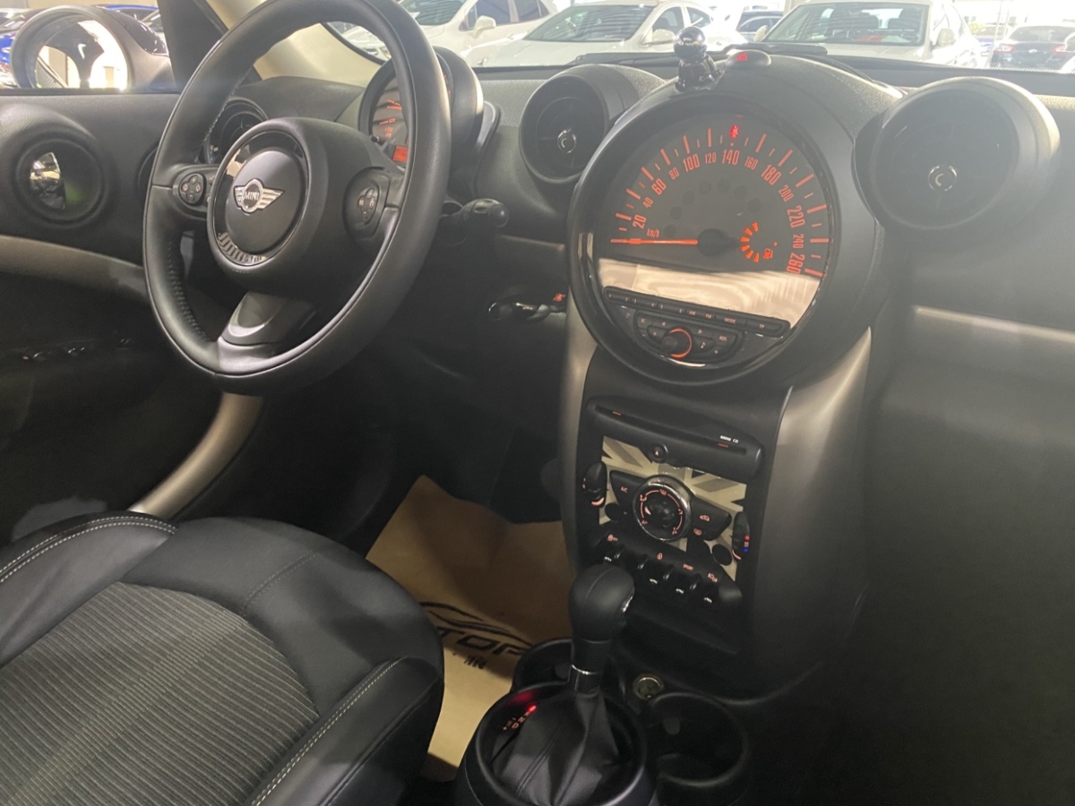 MINI COUNTRYMAN  2014款 1.6L COOPER Fun圖片