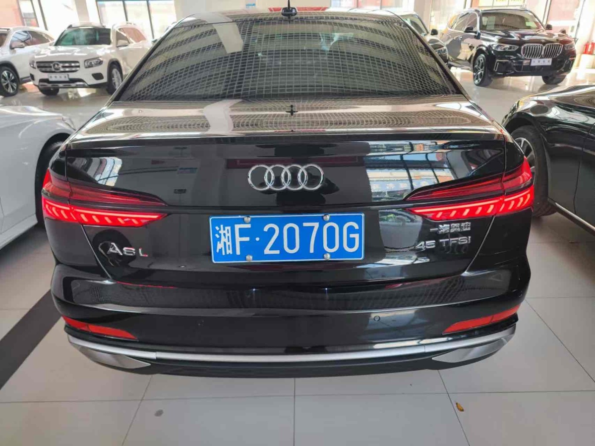 奧迪 奧迪A6L  2022款 45 TFSI 臻選動(dòng)感型圖片