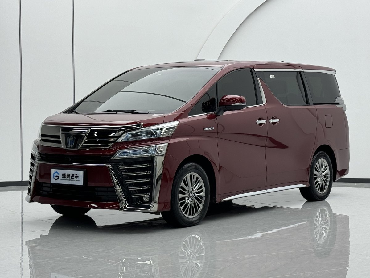 2022年1月豐田 威爾法  2021款 皇冠 雙擎 2.5L HV至尊版