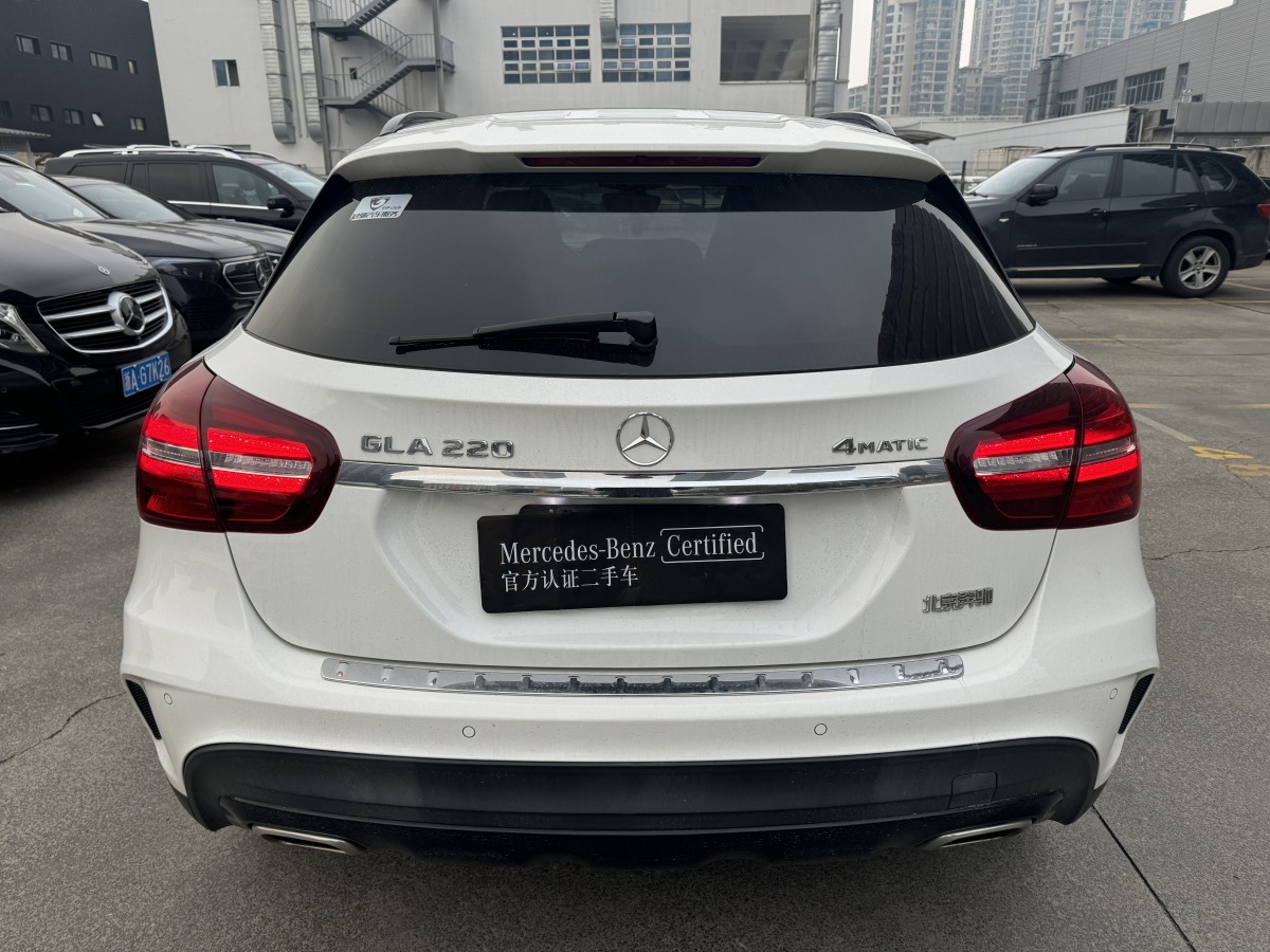 奔馳 奔馳GLA  2018款 GLA 220 4MATIC 運動型圖片