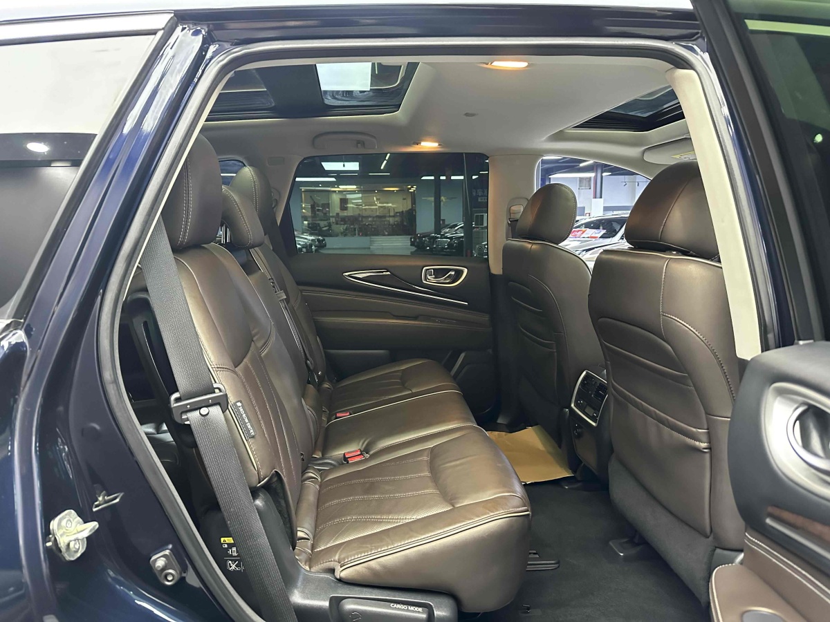 英菲尼迪 QX60  2020款 2.5 S/C Hybrid 兩驅(qū)卓越版 國VI圖片