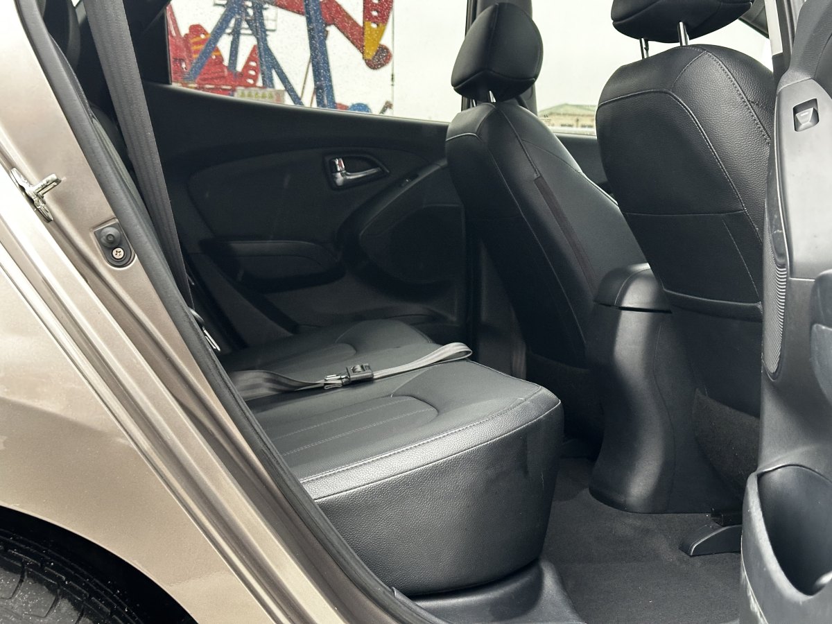 現(xiàn)代 ix35  2013款 2.0L 自動兩驅智能型GLS 國V圖片