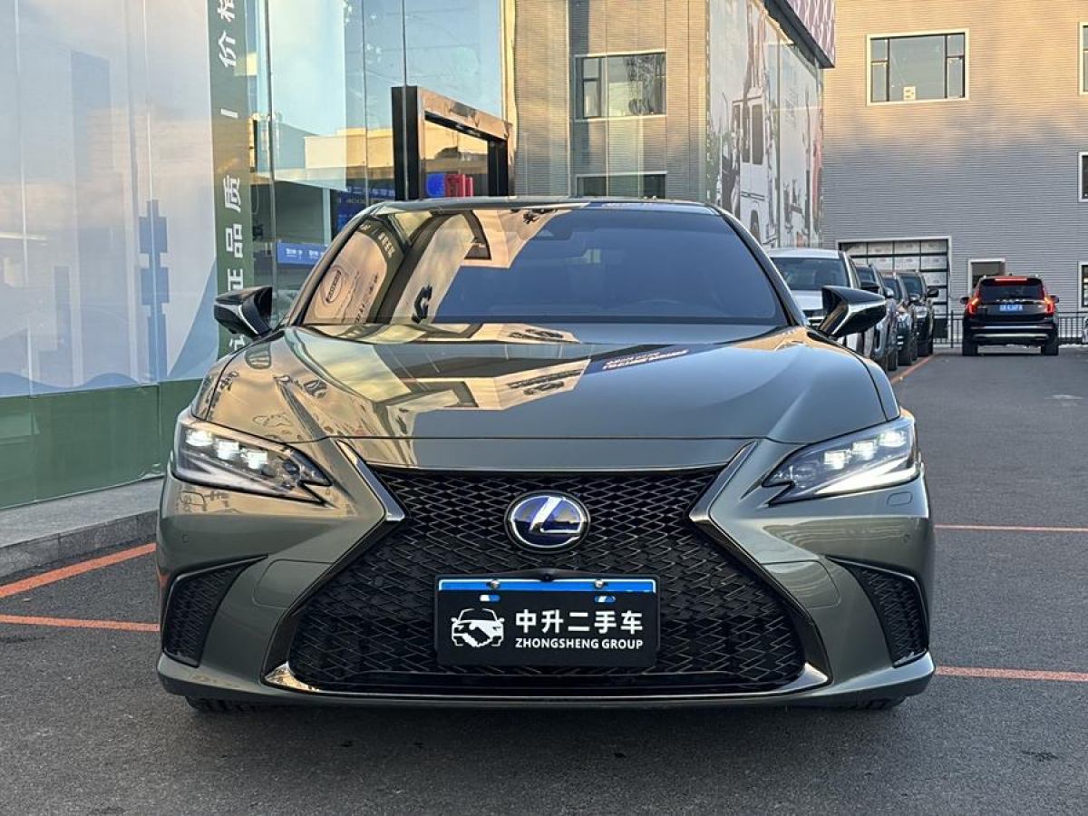 2021年9月雷克薩斯 ES  2021款 300h F SPORT