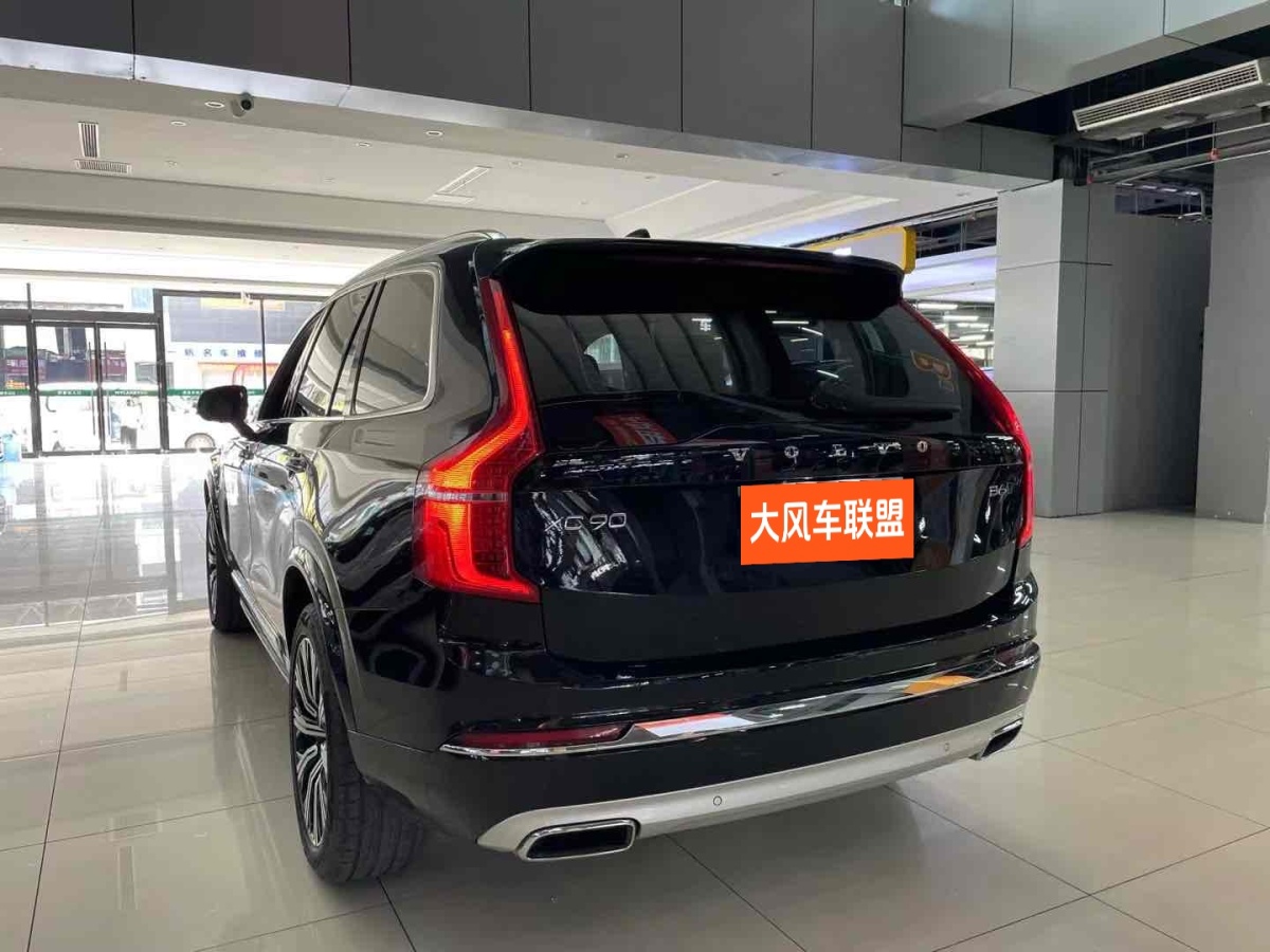 2021年6月沃爾沃 XC90  2021款 B6 智逸豪華版 7座