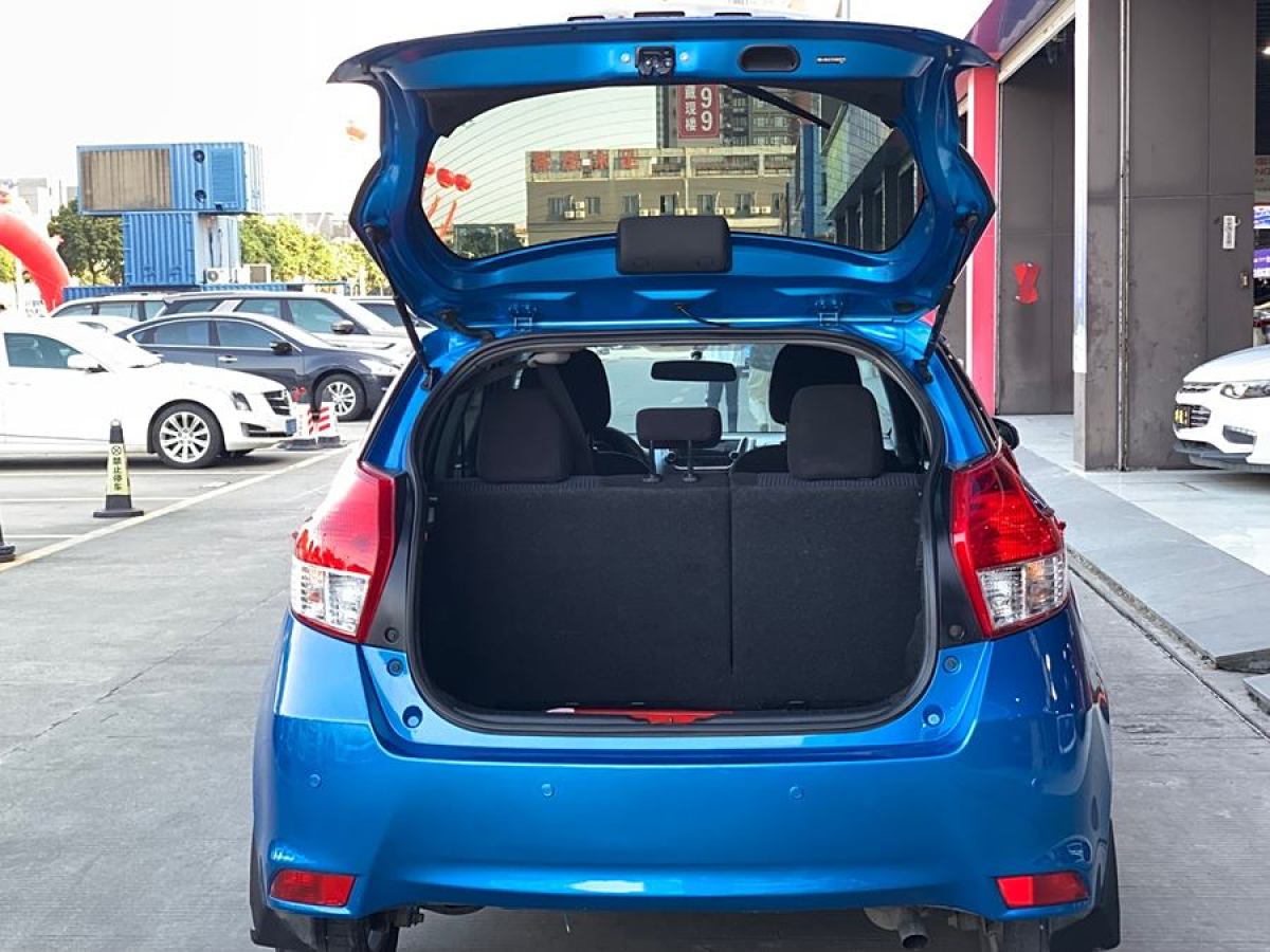 豐田 YARiS L 致炫  2014款 1.5G 自動炫動版圖片