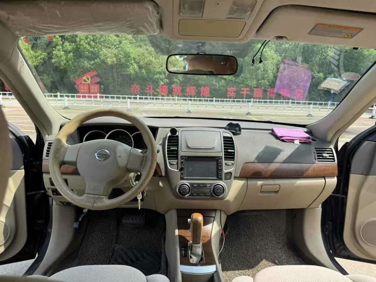 日產(chǎn) 軒逸  2012款 1.6 XE 舒適版圖片