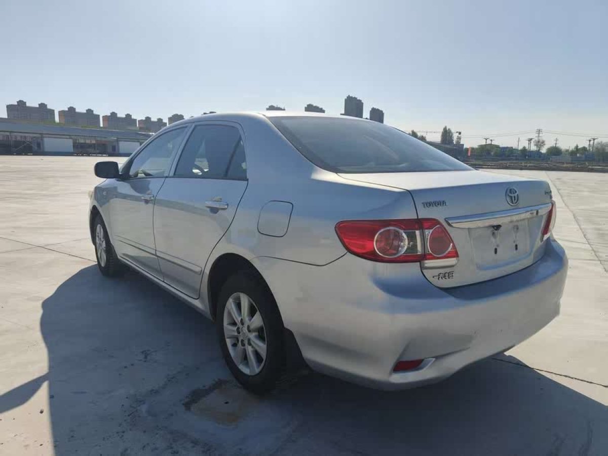 豐田 卡羅拉  2013款 特裝版 1.6L 自動至酷型GL圖片