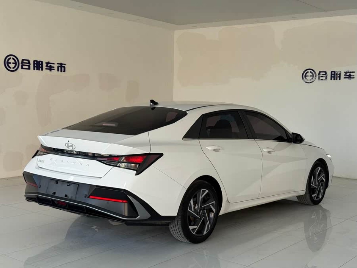 現(xiàn)代 伊蘭特  2023款 1.5L CVT GLX精英版圖片