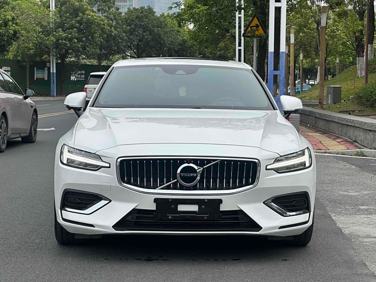 2021年3月沃爾沃 S60L  2020款 T4 智遠豪華版