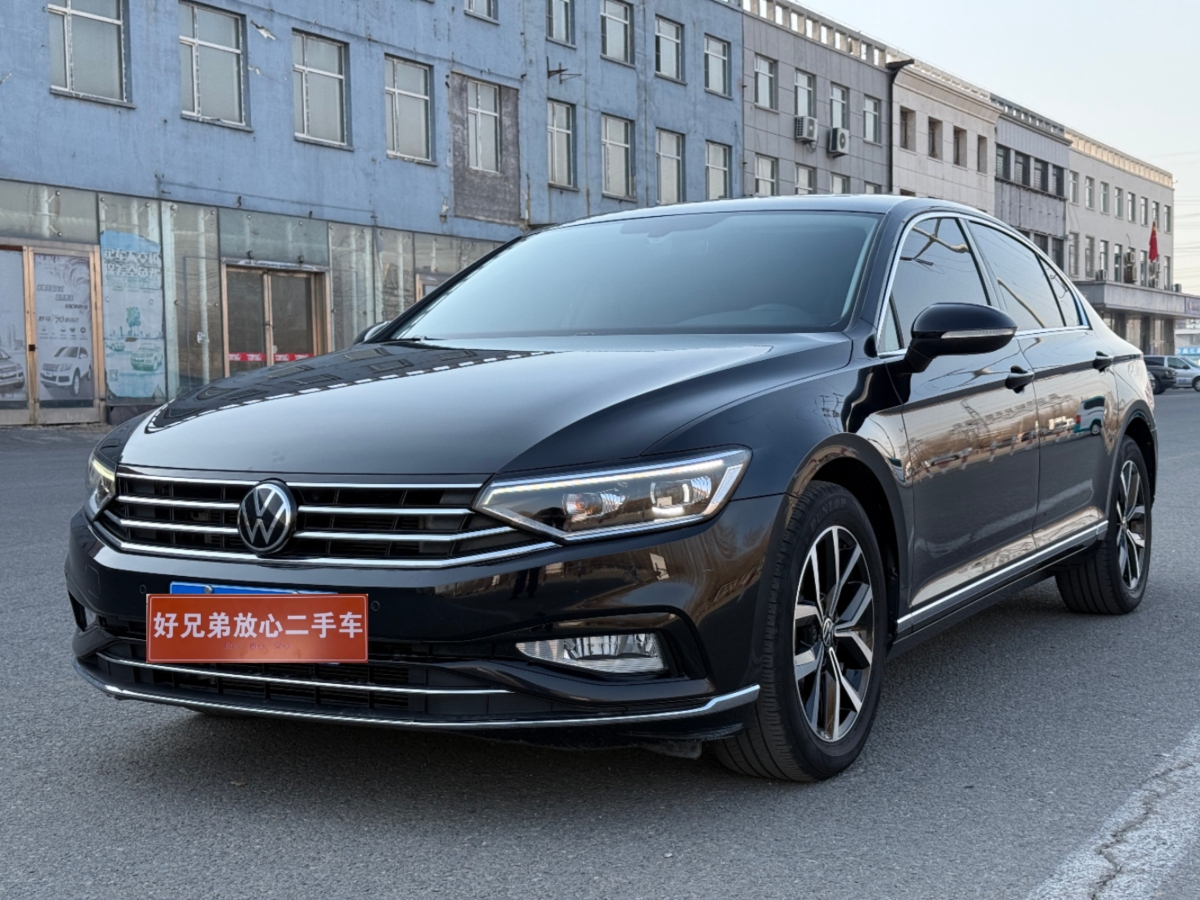 大眾 邁騰  2019款  330TSI DSG 領(lǐng)先型 國VI圖片