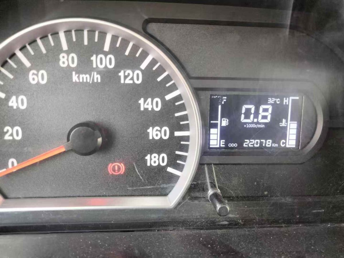 長(zhǎng)安 長(zhǎng)安UNI-V  2022款 1.5T 卓越型圖片