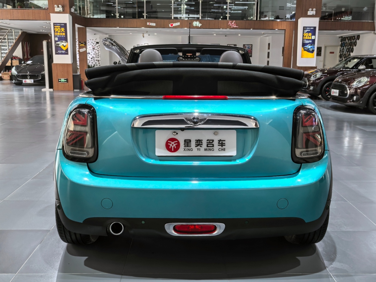 2016年9月MINI MINI  2016款 1.5T COOPER CABRIO 加勒比藍(lán)限量版