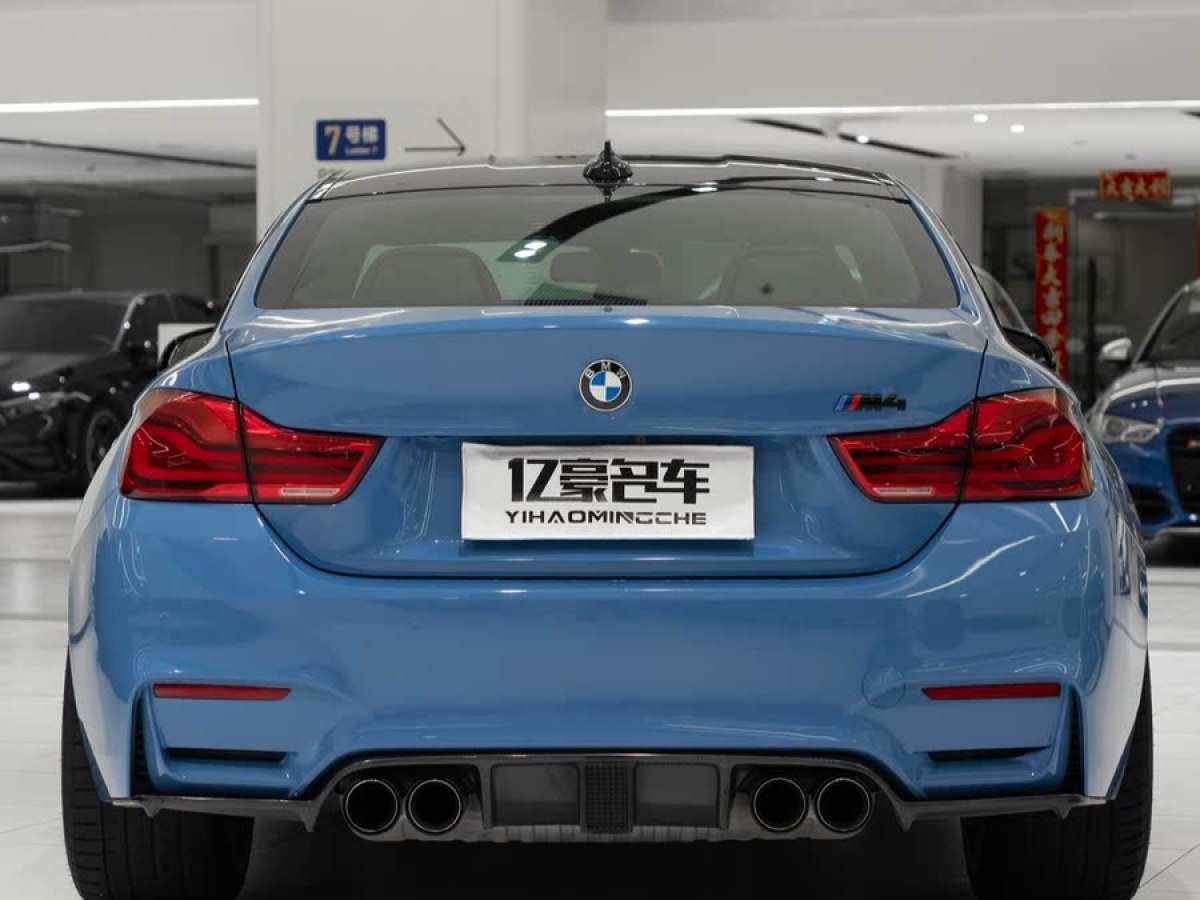 寶馬 寶馬M4  2017款 M4雙門轎跑車圖片