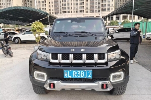 BJ40 北京 PLUS 2.3T 自动四驱旗舰版