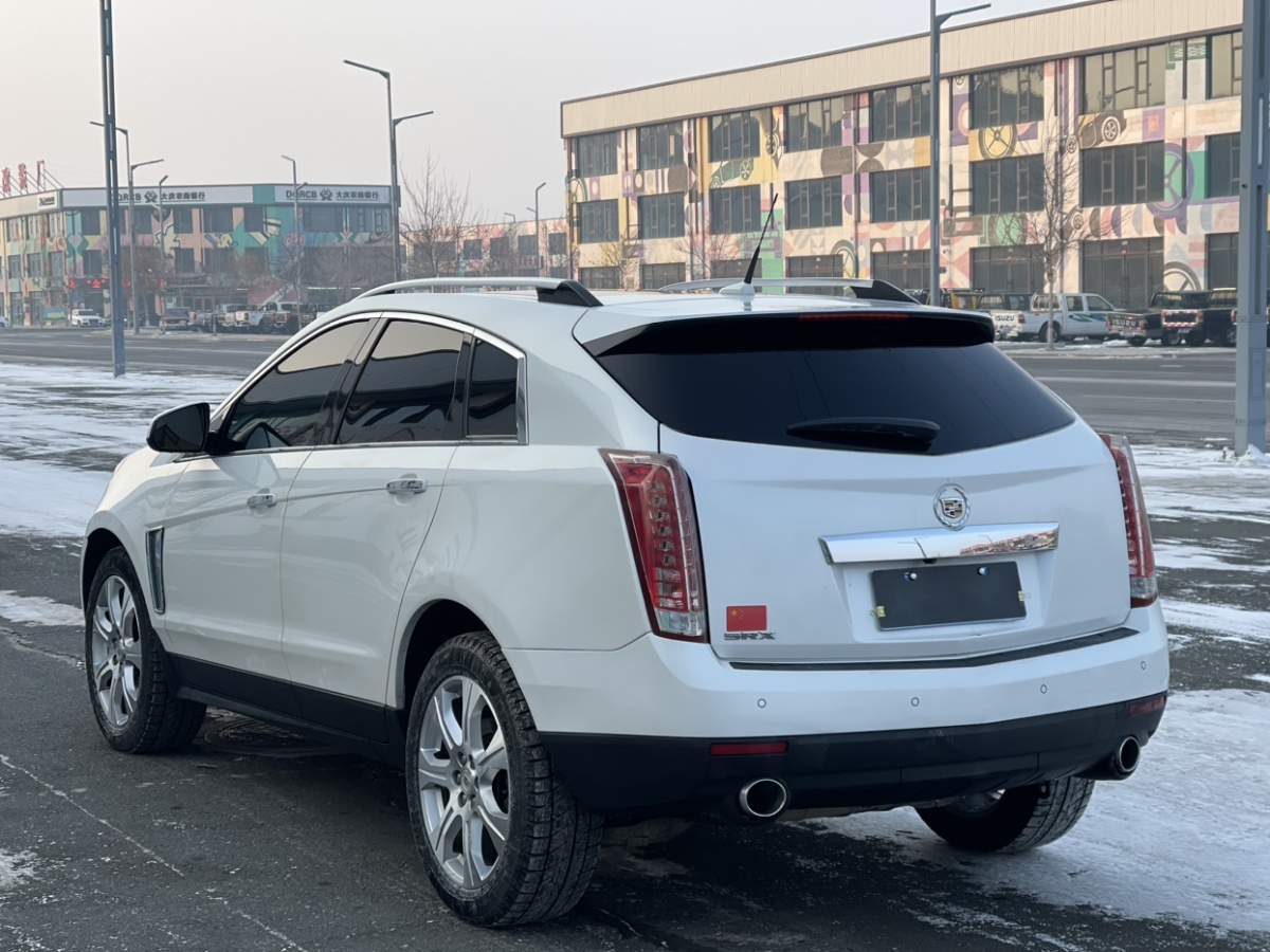 凱迪拉克 SRX  2013款 3.0L 領(lǐng)先型圖片