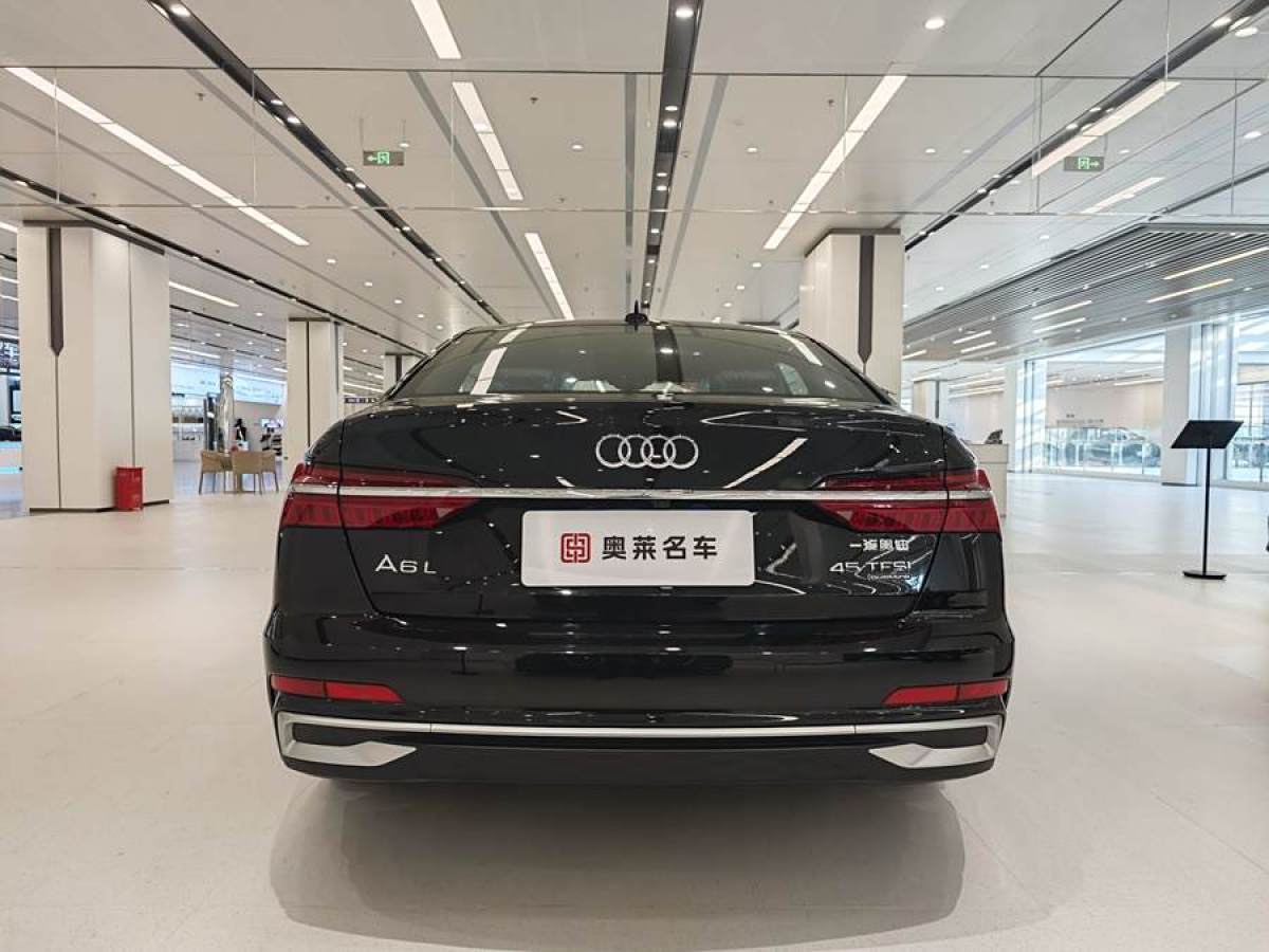 奧迪 奧迪A6L  2024款 45 TFSI quattro 臻選動(dòng)感型圖片