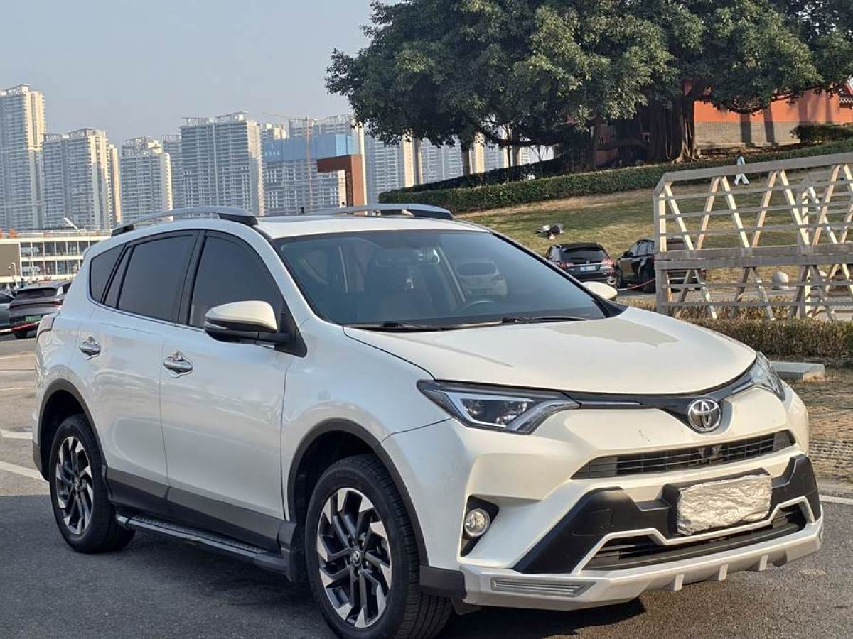 豐田 RAV4榮放  2016款 2.5L 自動四驅(qū)精英版圖片