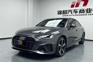 奧迪A4L 奧迪 45 TFSI quattro 臻選動感型