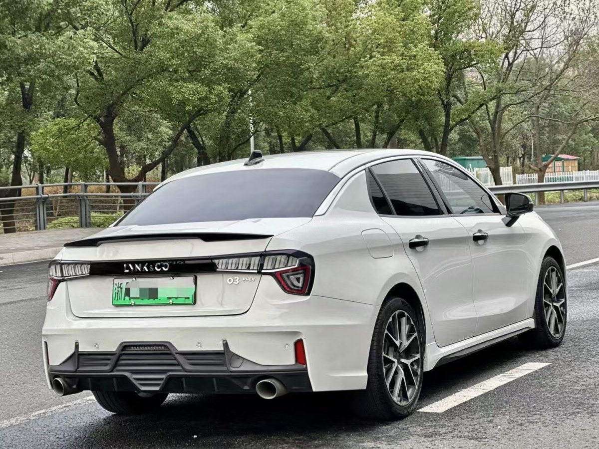 領(lǐng)克 領(lǐng)克03新能源  2021款 1.5T PHEV Pro圖片