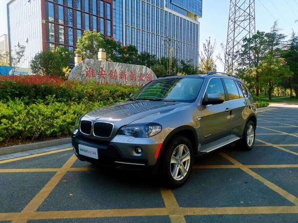 宝马 宝马X5  2009款 xDrive30i豪华型