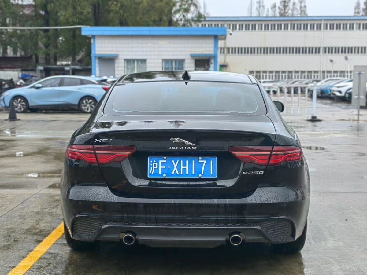 捷豹 XEL  2022款 2.0T 250PS R-DYNAMIC S進(jìn)取運(yùn)動(dòng)版圖片