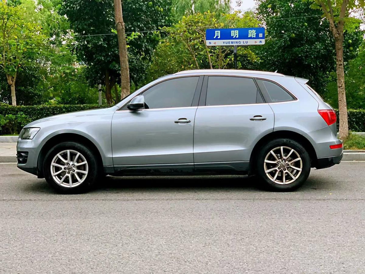 2012年9月奧迪 奧迪Q5  2012款 2.0TFSI hybrid