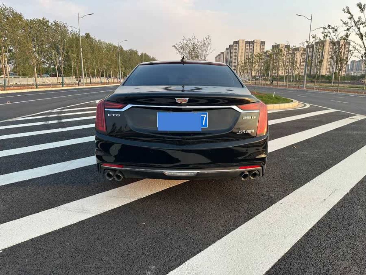 凱迪拉克 CT6  2019款 28T 時(shí)尚型圖片