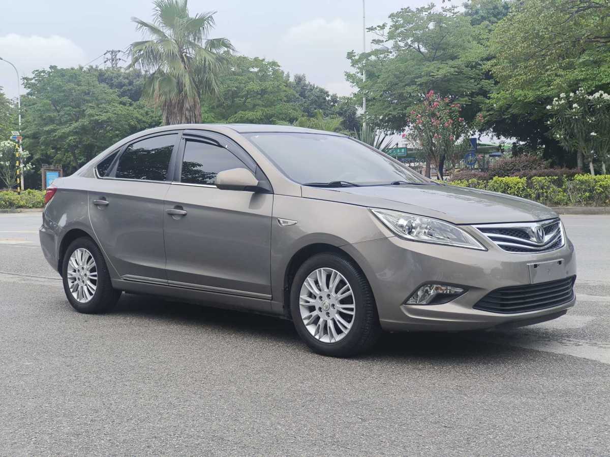 2013年8月長(zhǎng)安 逸動(dòng)  2012款 1.6L 手動(dòng)尊貴型 國(guó)IV