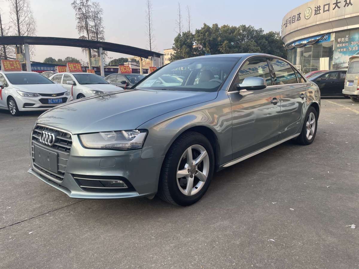 奧迪 奧迪A4L  2013款 30 TFSI 自動舒適型圖片