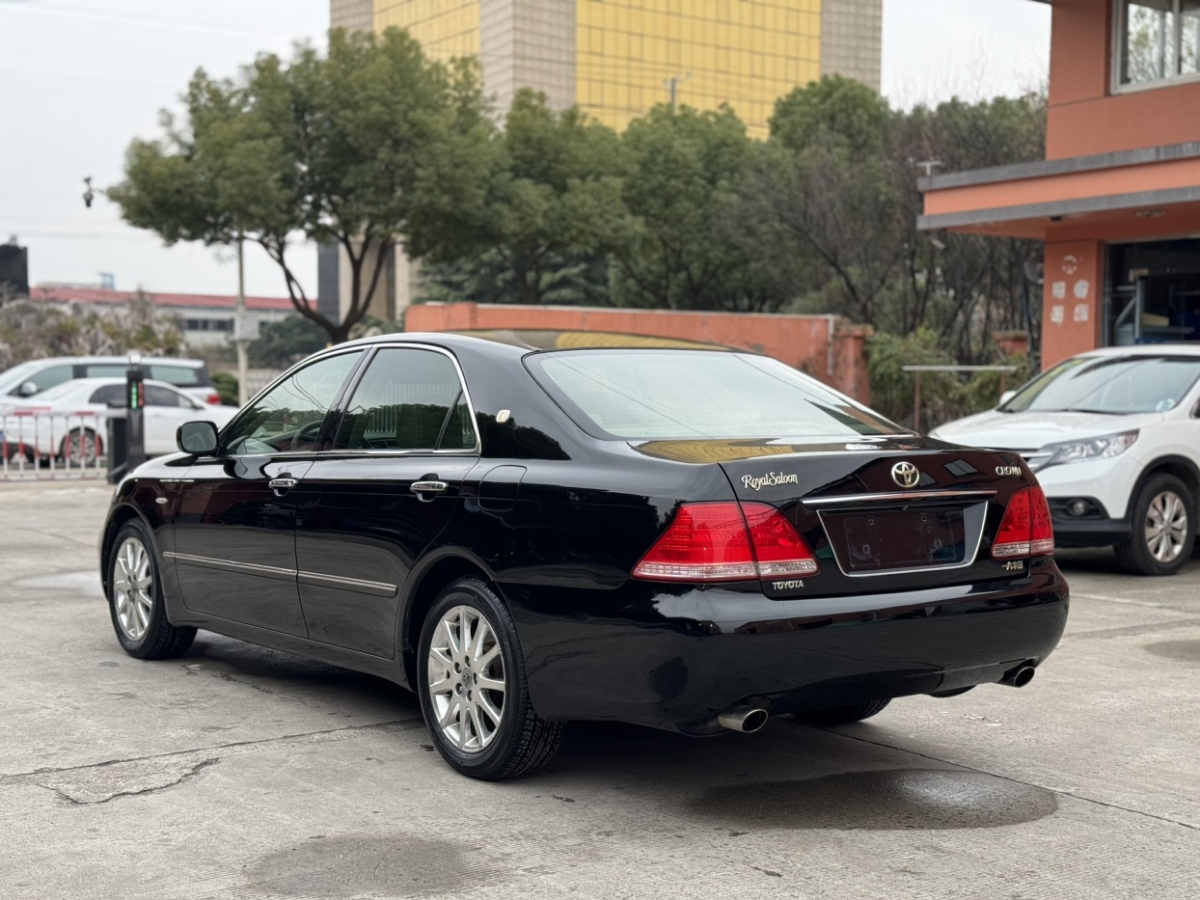 2007年7月豐田 皇冠  2007款 3.0L Royal Saloon時(shí)尚導(dǎo)航