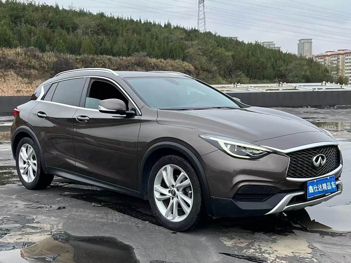 英菲尼迪 QX30  2017款 1.6T 两驱时尚版图片