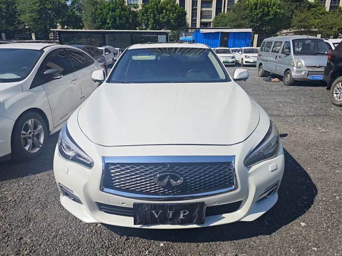 英菲尼迪 Q50L  2016款 2.0T 悅享版圖片